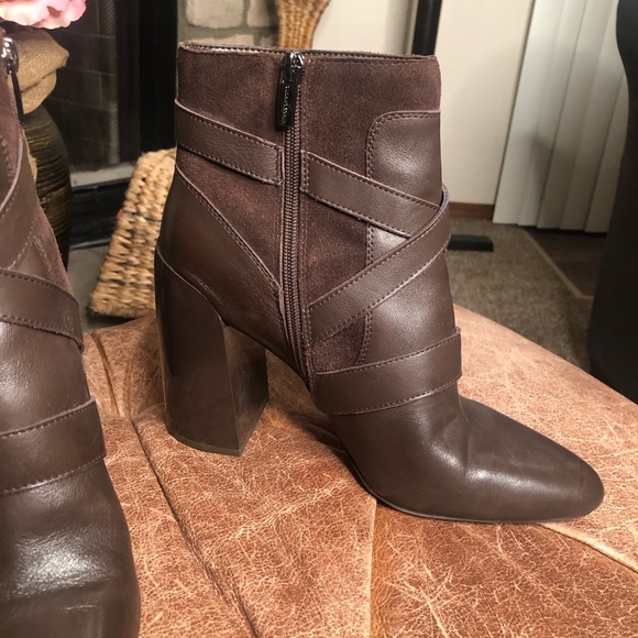 Vince Camuto  Dark Brown leather and suede ankle boot - Picture 3 of 8